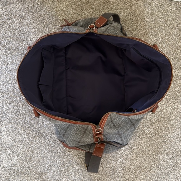 Mark and Graham Brighton Plaid Overnighter Weekender Bag carryon tote durable - Picture 3 of 6